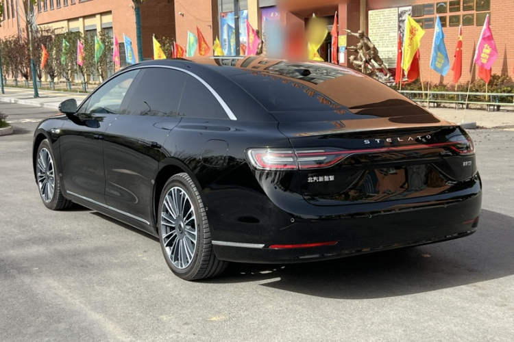 鸿蒙智行 享界S9 2024款 纯电 Ultra 四驱旗舰版车身外观6001