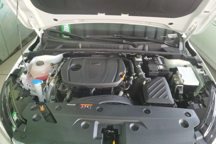 吉利汽车 帝豪 2023款 第4代冠军版 1.5L CVT豪华型机舱底盘24