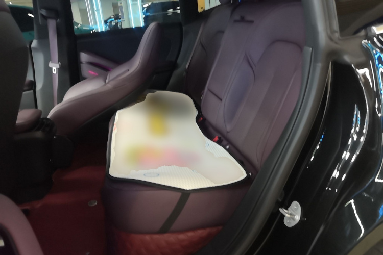 蔚来ET5 2024款 75kWh中控内饰21