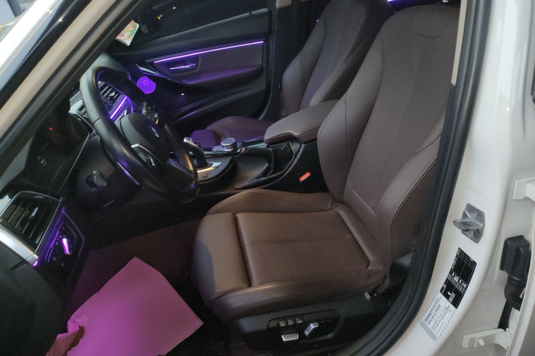 宝马3系 2018款 320Li 领先型M运动套装局部细节19