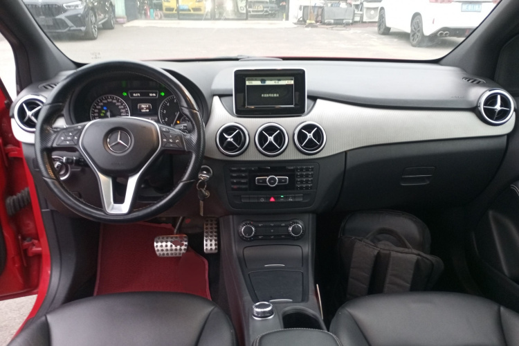 奔驰B级 2012款 B 200中控内饰7002