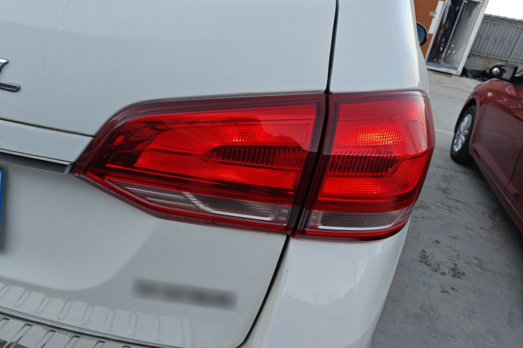 哈弗H6 2018款 运动版 1.5T 自动两驱精英型 国V车身外观6006