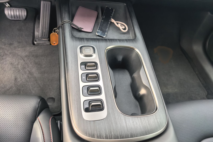 小米汽车 小米SU7 2024款 后驱超长续航高阶智驾Pro版局部细节18