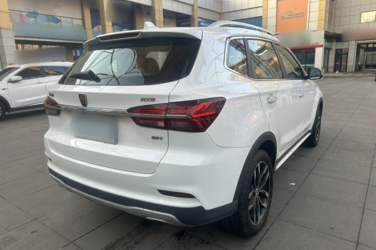 荣威RX5 2016款 20T 两驱自动互联网智享版车身外观6004