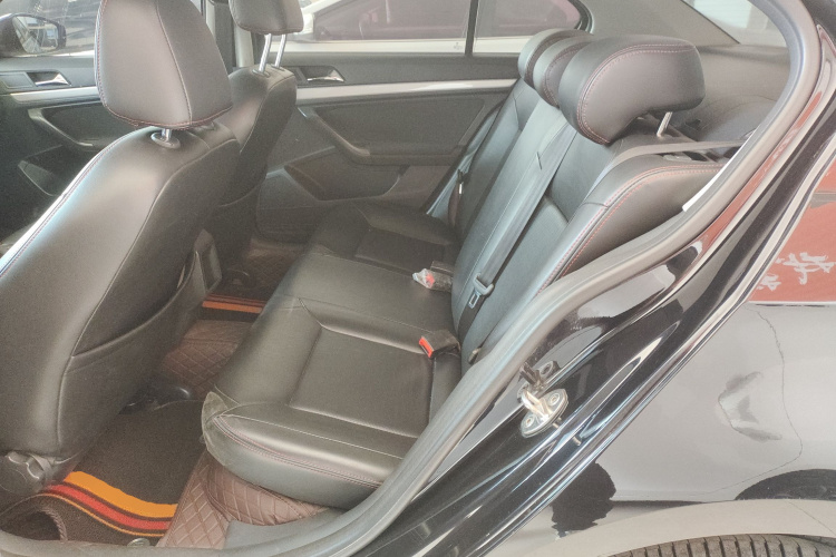 大众 朗逸 2017款 1.6L 手动风尚版中控内饰21