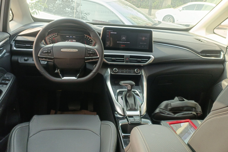 上汽大通MAXUS 大通G50 2020款 1.5T 自动豪华版中控内饰12