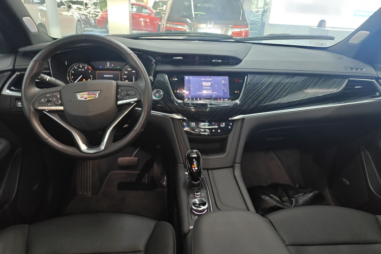 凯迪拉克XT6 2022款 2.0T 六座四驱豪华型中控内饰12