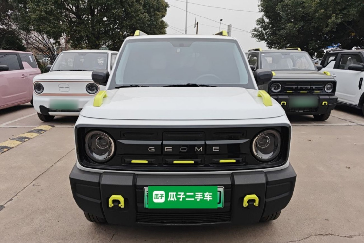 吉利银河 2025款 210km 熊猫骑士车身外观2