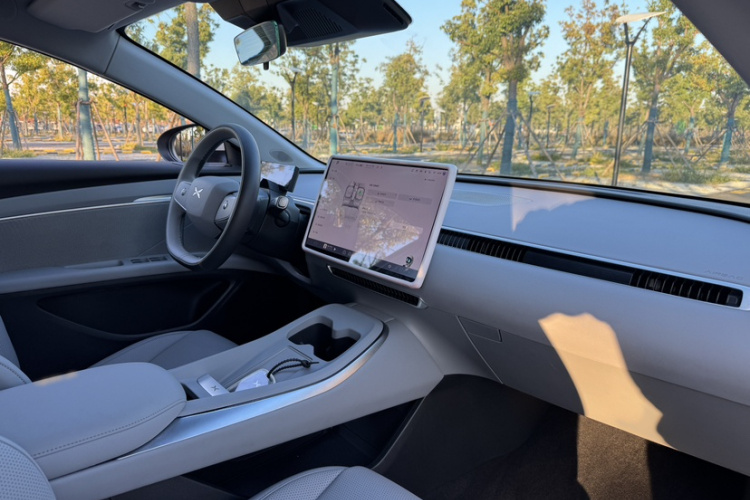 小鹏MONA M03 2024款 620 超长续航中控内饰7007