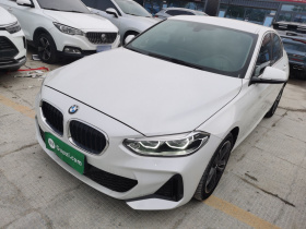 宝马1系 2023款 120i M运动版