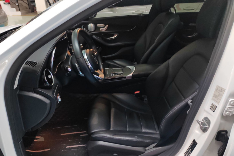 奔驰C级 2021款 C 260 L 运动星耀臻藏版中控内饰19