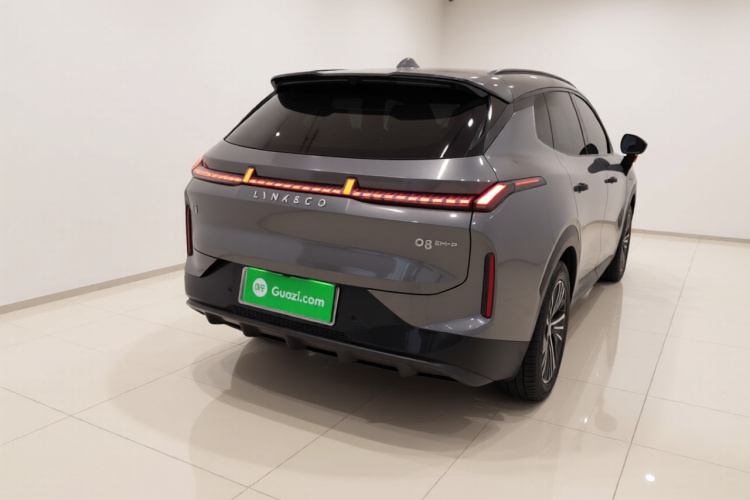 领克08 EM-P 2025款 120km 长续航Pro车身外观7