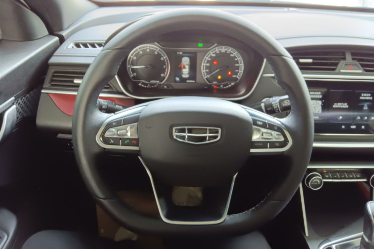 吉利汽车 缤瑞 2021款 1.4T CVT F-运动版中控内饰13