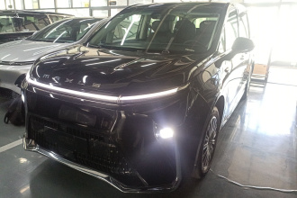 上汽大通MAXUS 大家9 2024款 超混 超长续航高山版 七座