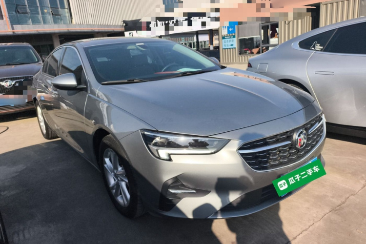 别克 君威 2023款 552T 智享型车身外观3