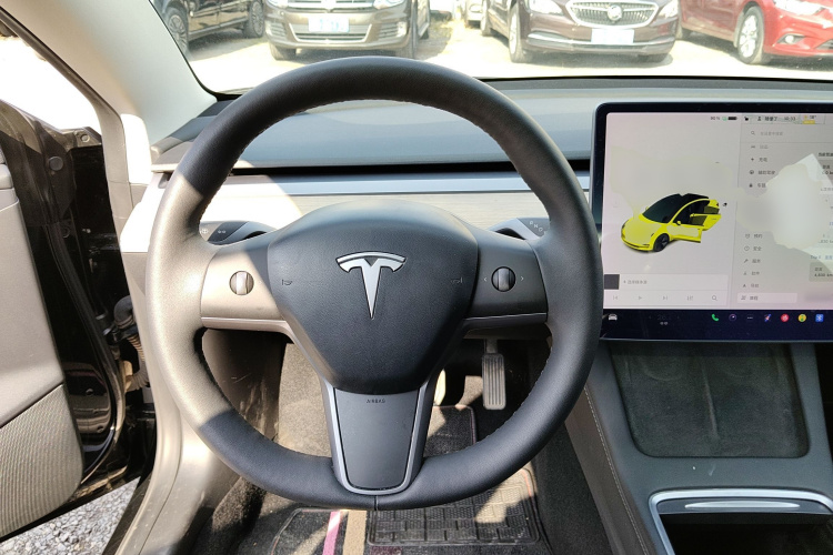 特斯拉 Model 3 2021款 标准续航后驱升级版中控内饰13