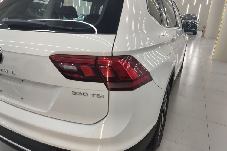 大众 途观L 2023款 330TSI 自动两驱舒享版车身外观6006