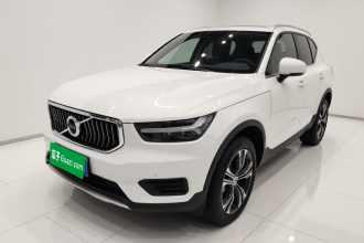 沃尔沃XC40 2022款 T4 四驱智远豪华版