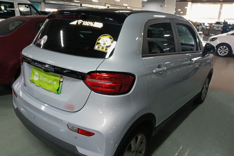 零跑汽车 零跑T03 2022款 星钻版车身外观7