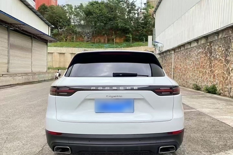 保时捷 2018款 Cayenne 3.0T车身外观6004