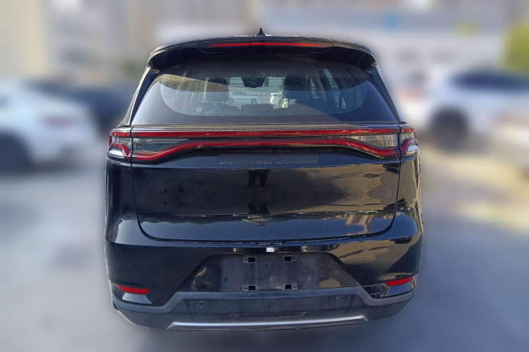 比亚迪 唐 2018款 2.0T 自动智联尊荣型 7座 国V车身外观6