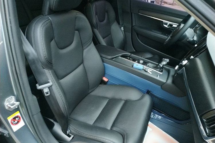 沃尔沃V90 2017款 Cross Country T5 AWD 智远版局部细节41