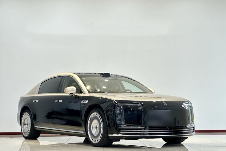 鸿蒙智行 尊界S800 2025款 增程 星辉行政版 4座车身外观6007