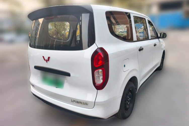 五菱汽车 五菱宏光新能源 2025款 增程式混动 50KM 标准型车身外观6005