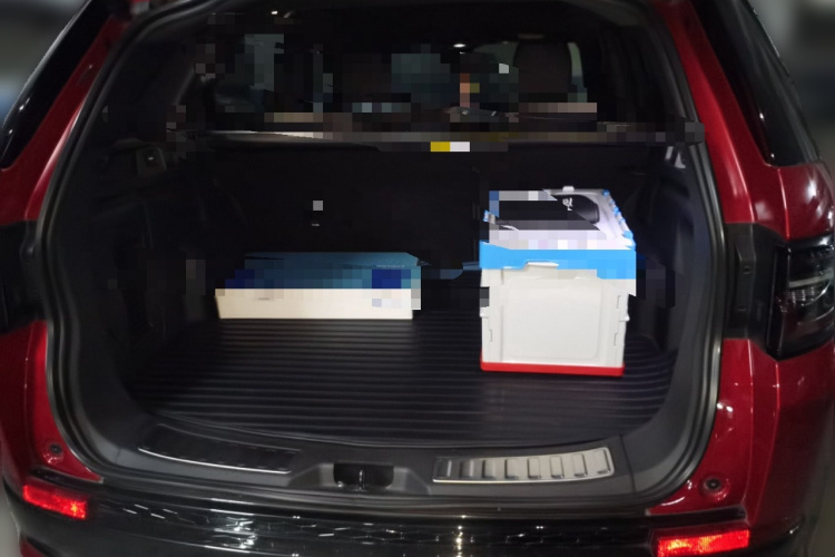 路虎 发现运动版 2020款 249PS R-Dynamic 性能版中控内饰23