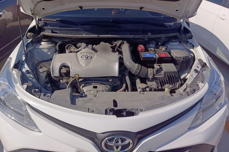 丰田 威驰 2019款 1.5L CVT创行版机舱底盘24