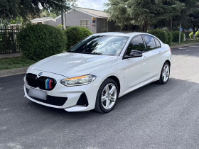 宝马1系 2021款 改款 120i M运动曜夜版