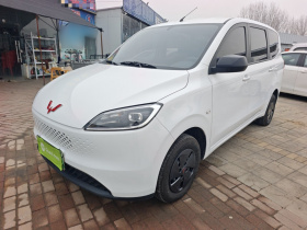 五菱汽车 五菱宏光新能源 2025款 增程式混动 50KM 舒适型