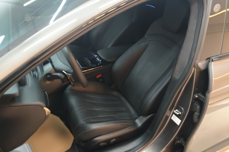 智己汽车 智己L7 2022款 Dynamic局部细节19