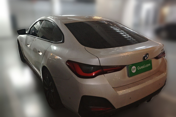 宝马4系 2022款 425i Gran Coupe M运动曜夜套装车身外观5