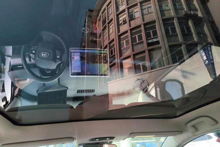 丰田bZ5 2025款 550 PRO智行版中控内饰22