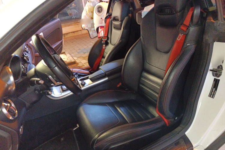 奔驰SLC 2016款 SLC 300 豪华运动型中控内饰19