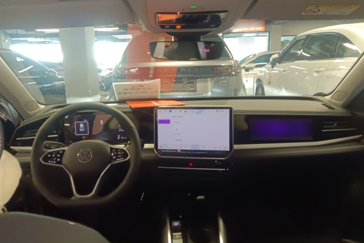 大众 帕萨特 2025款 Pro 380TSI 龙耀版中控内饰7002