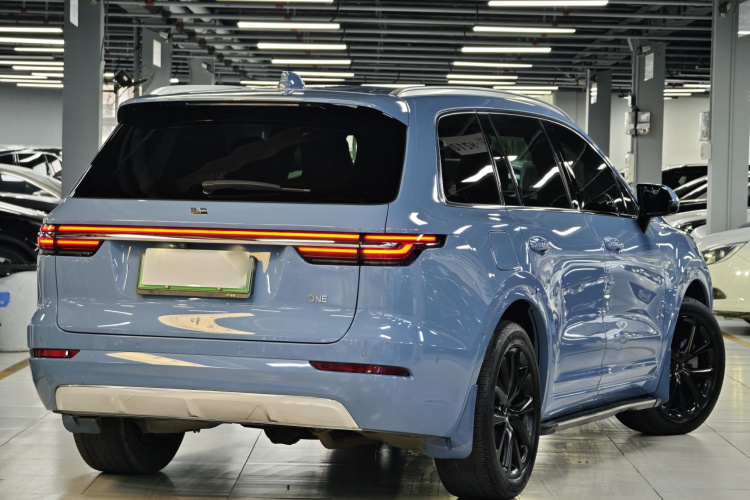 理想汽车 理想ONE 2021款 增程6座版车身外观6007