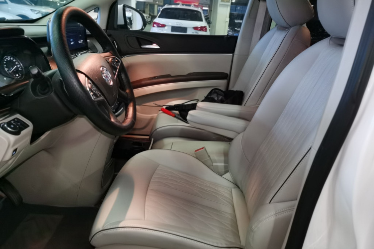 别克GL8 2021款 陆上公务舱 652T 豪华型局部细节19