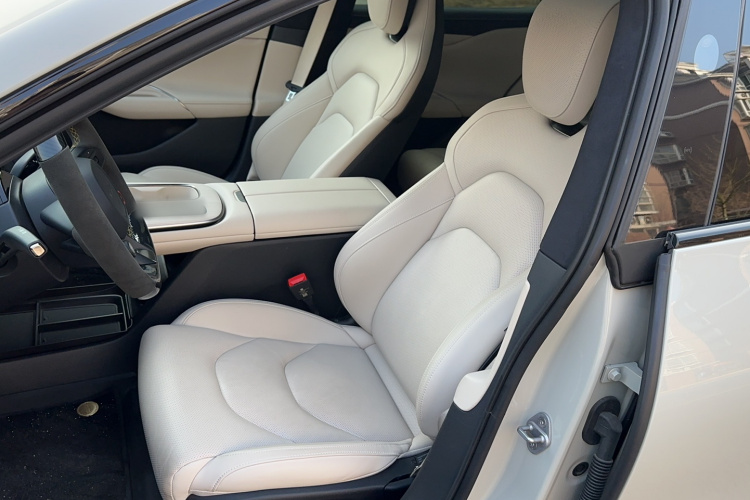 小米汽车 小米SU7 2024款 四驱超长续航高阶智驾Max版局部细节19