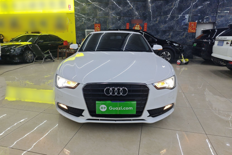 奥迪A5 2016款 Coupe 45 TFSI 舒适型车身外观2