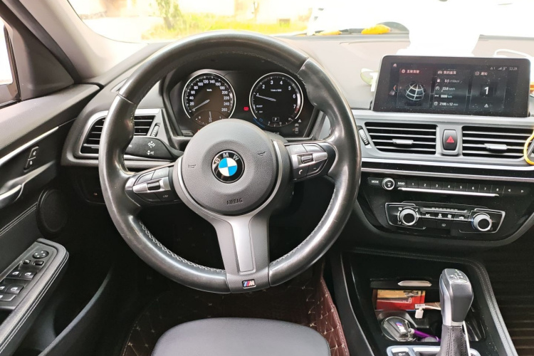 宝马1系 2019款 118i M运动套装局部细节13