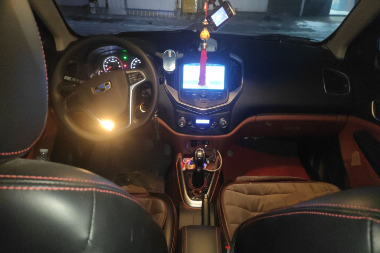 吉利汽车 金刚 2016款 1.5L 手动精英型中控内饰12