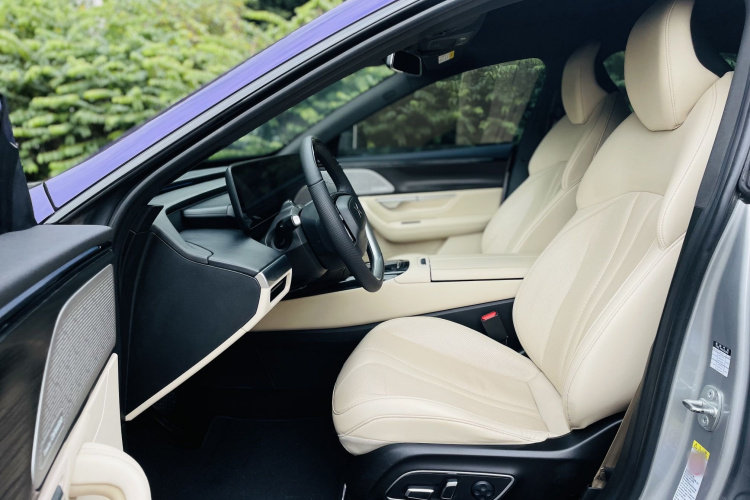 小鹏P7 2020款 670N中控内饰7001