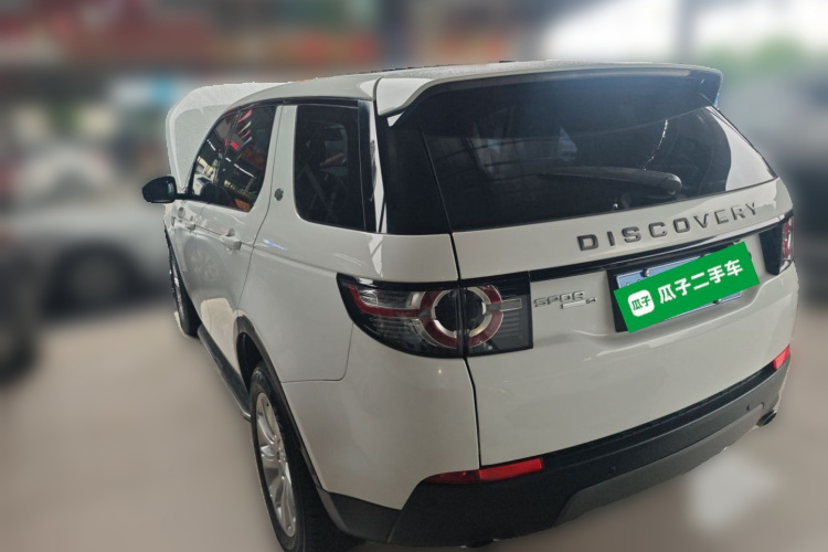 路虎 发现神行 2018款 240PS SE版车身外观5