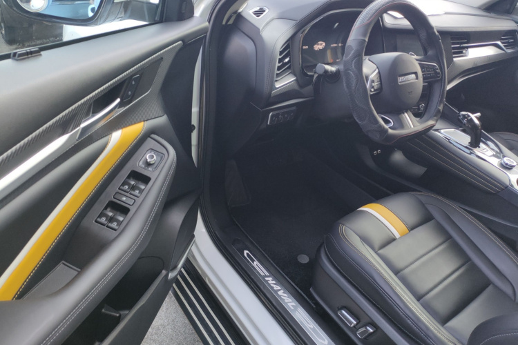 哈弗F7x 2019款 2.0T 两驱极智科技版中控内饰20
