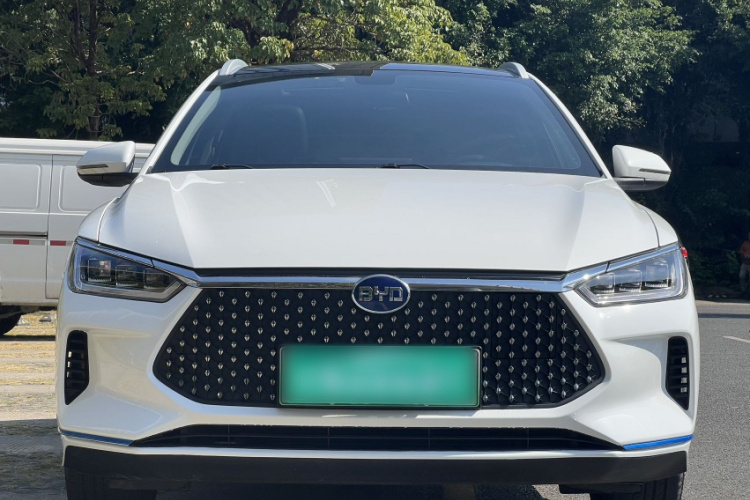 比亚迪e2 2020款 升级版 高续航版 尊贵型车身外观6001