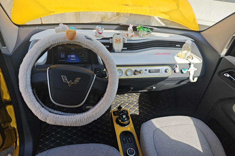 五菱汽车 宏光MINIEV 2022款 马卡龙时尚款 磷酸铁锂中控内饰12