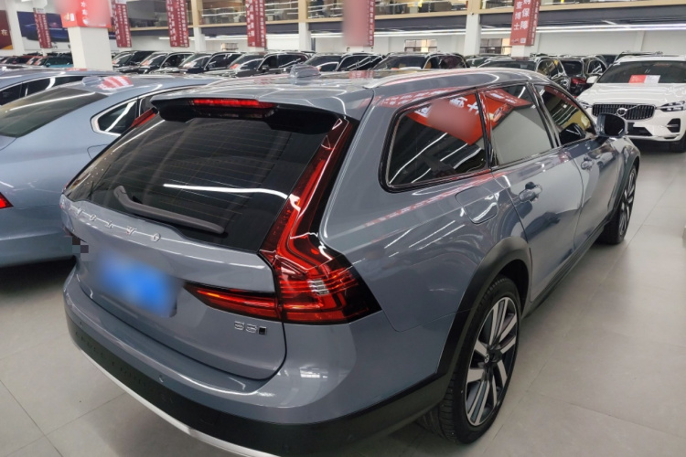 沃尔沃V90 2022款 Cross Country B5 AWD 智尊版车身外观6005