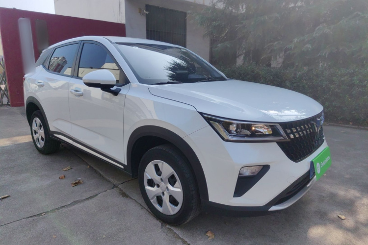 五菱汽车 五菱星驰 2023款 1.5L CVT畅爽型车身外观6002